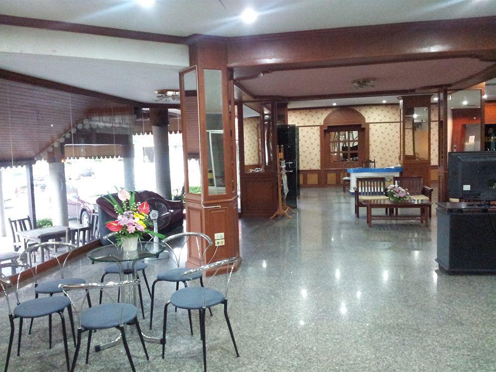 Krabi Royal Hotel Екстер'єр фото