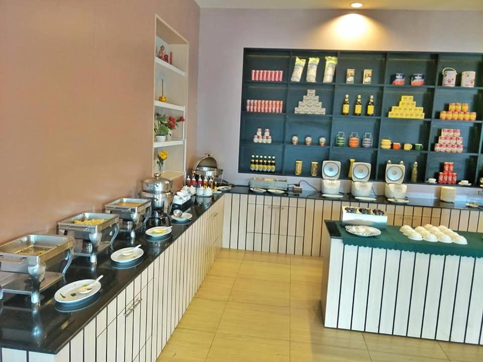 Krabi Royal Hotel Екстер'єр фото