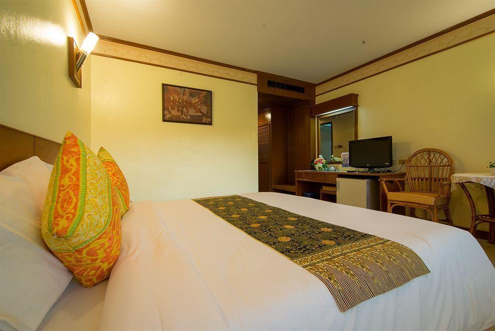 Krabi Royal Hotel Екстер'єр фото