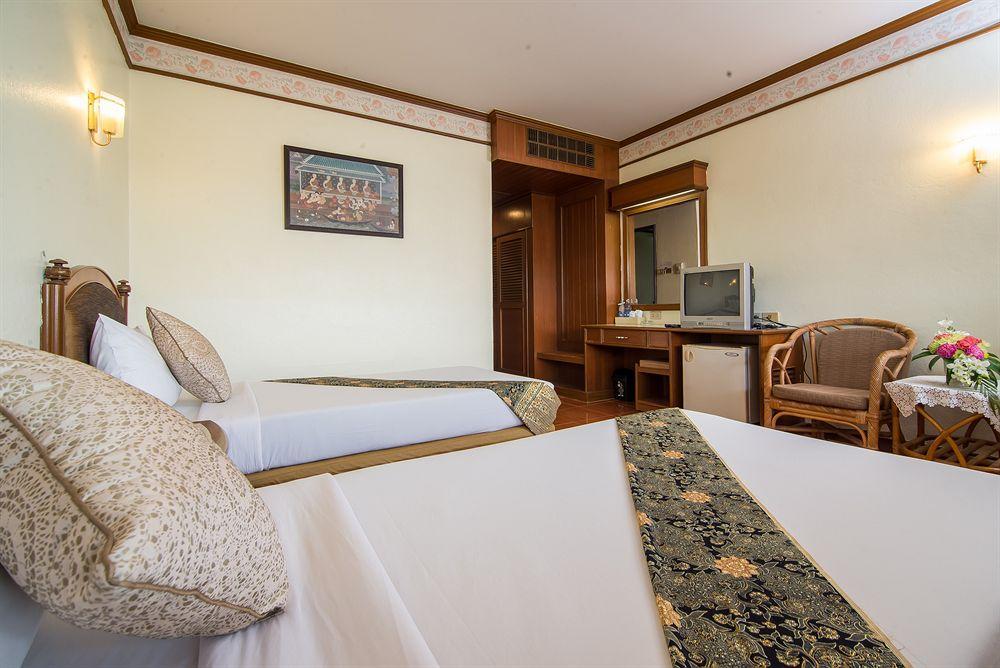 Krabi Royal Hotel Екстер'єр фото