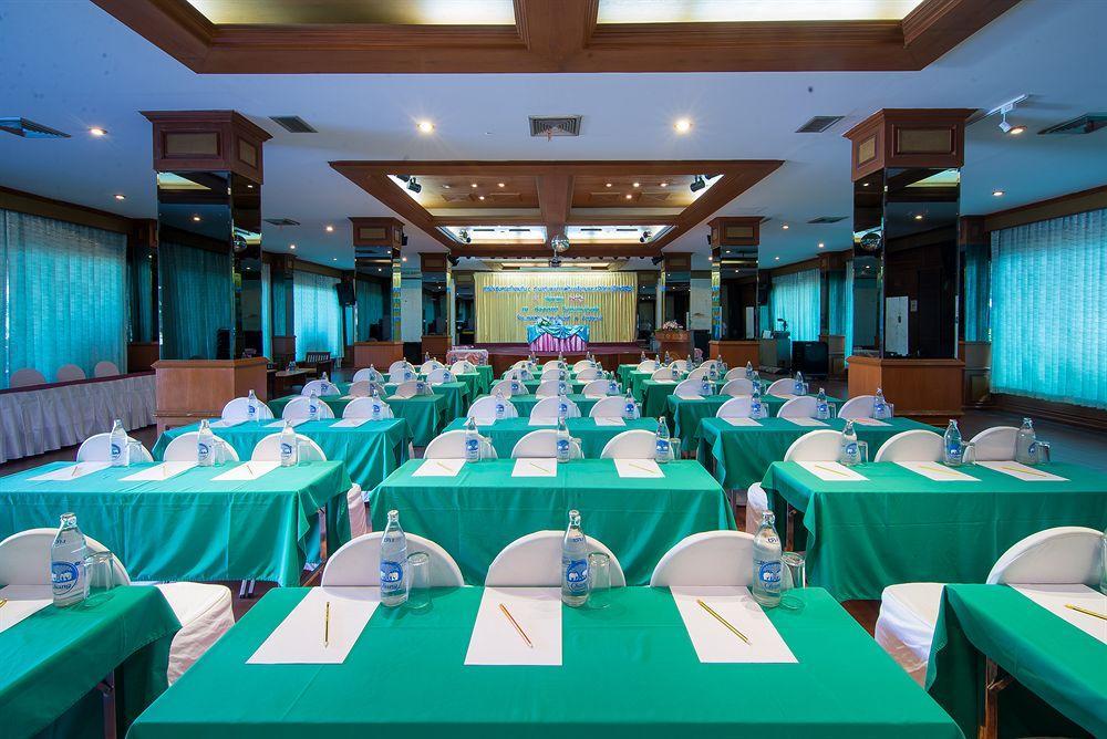 Krabi Royal Hotel Екстер'єр фото