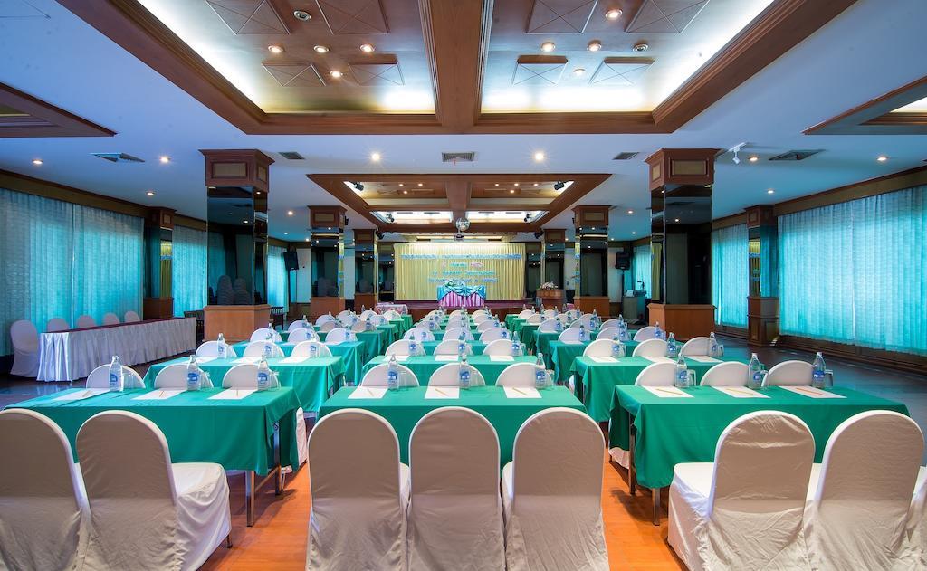 Krabi Royal Hotel Екстер'єр фото
